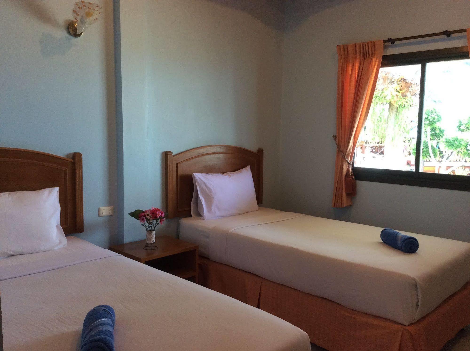 Sunsea Resort Baan Khai Exterior photo