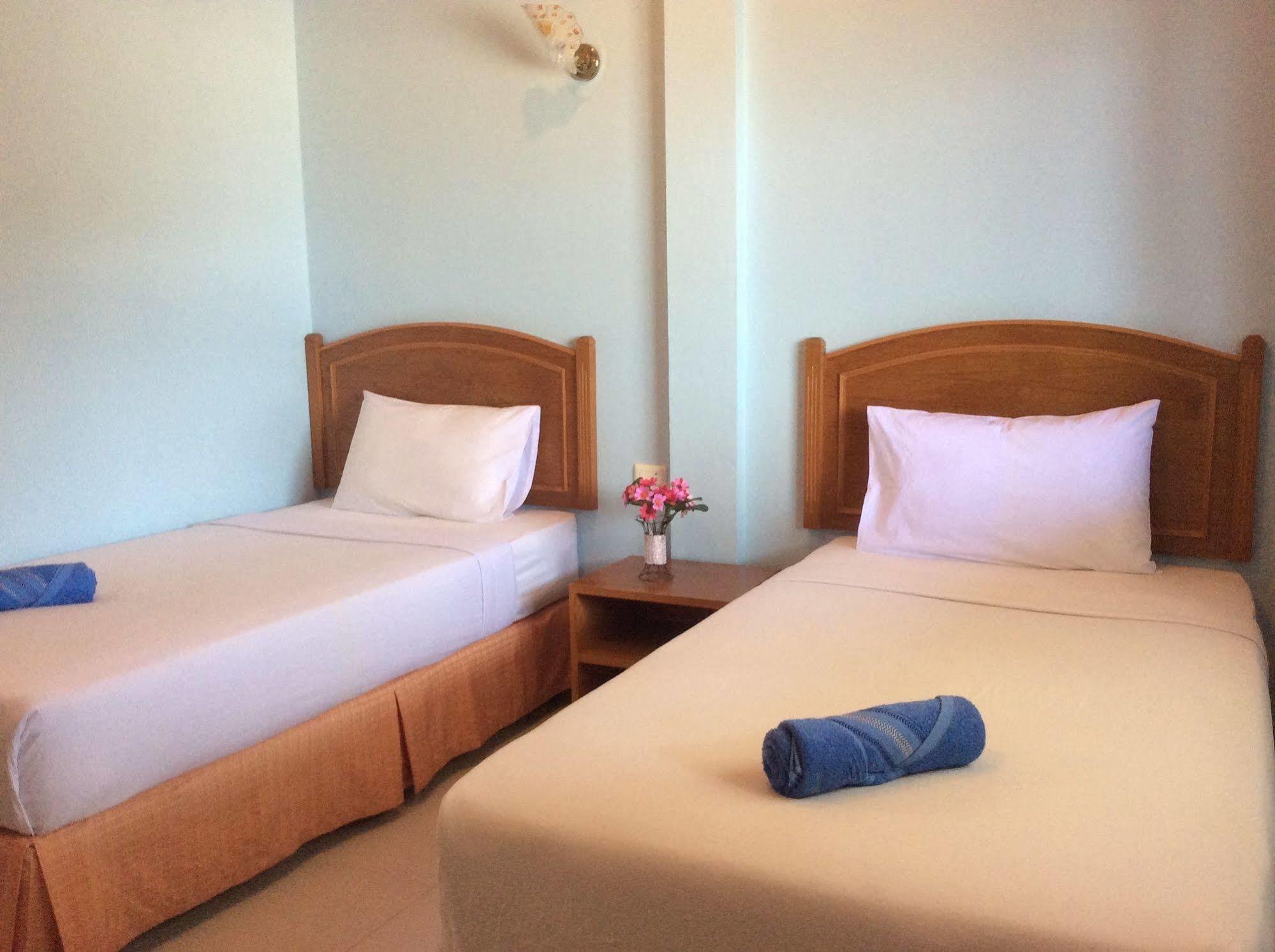 Sunsea Resort Baan Khai Exterior photo